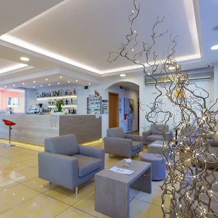 莫妮卡酒店 3* 里米尼