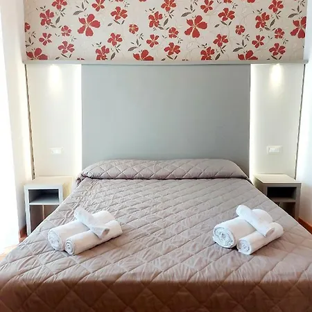 Szálloda Monica 3*