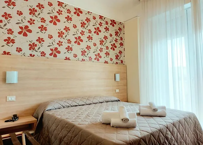 Hotel Monica