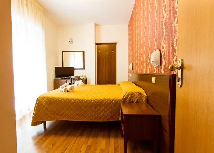 Hotel Monica
